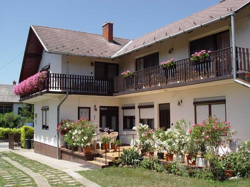 Apartman Berki Margit Héviz Zewnętrze zdjęcie